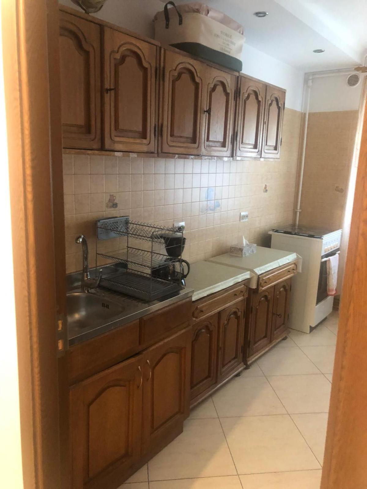 Apartament Cu 3 Camere La Poala Muntilor Fagaras Victoria  Exteriér fotografie