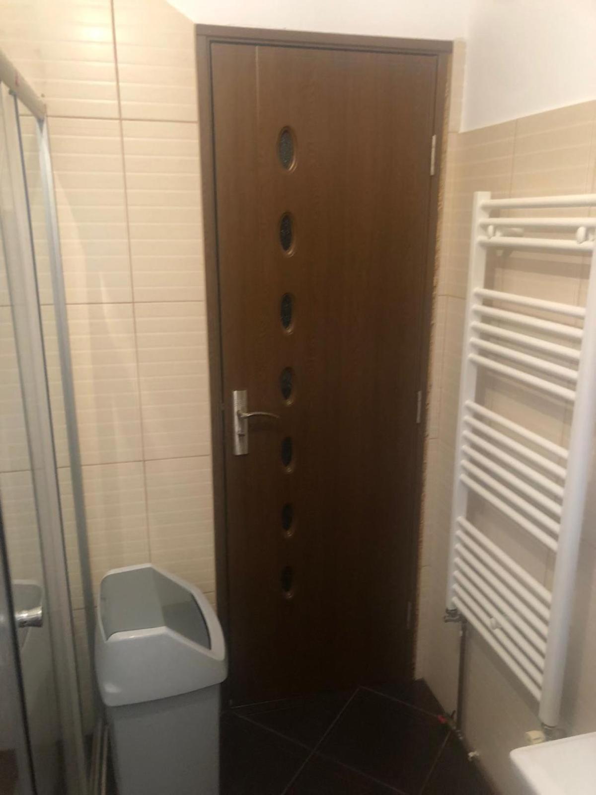 Apartament Cu 3 Camere La Poala Muntilor Fagaras Victoria  Exteriér fotografie