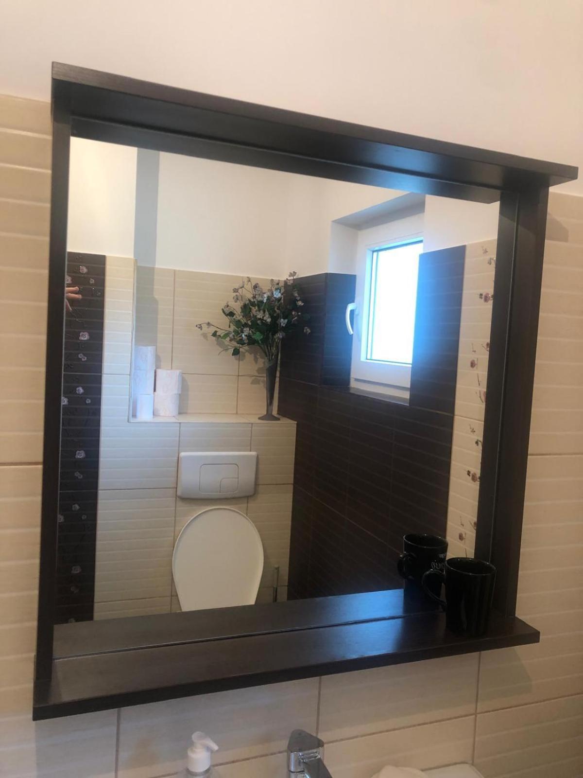 Apartament Cu 3 Camere La Poala Muntilor Fagaras Victoria  Exteriér fotografie